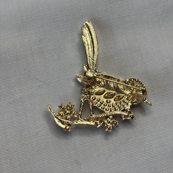 Tiny Bird Canary Rhinestone Brooch Pin NWT on Spring Branch - Picture 4 of 5